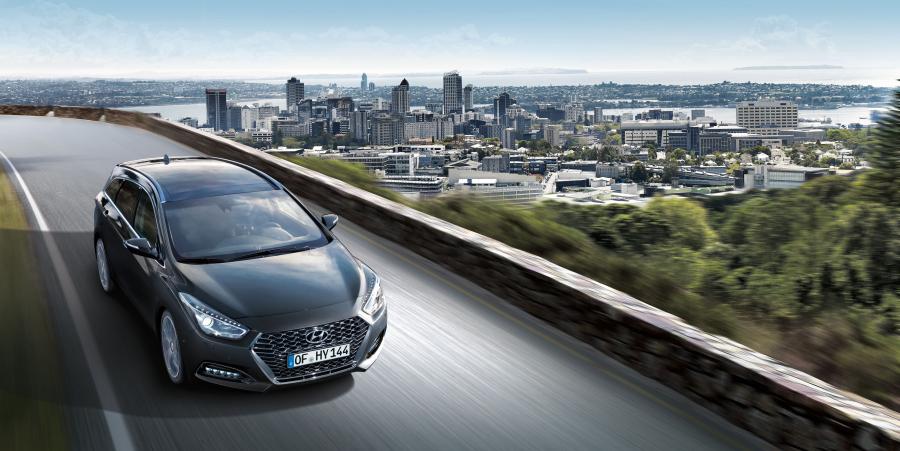  Hyundai i40 Wagon 2018 года  (WW) (фото 13 из 16)